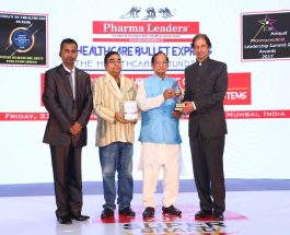 Eminent Doctors, Healthcare Leaders, Pharma Entrepreneurs  felicitated at the iconic 10th Annual Pharma Leaders Summit & Power Brand Awards 2017